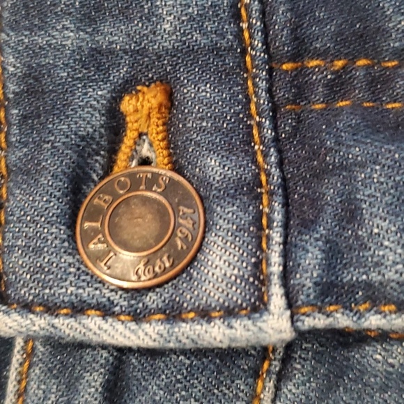 Talbots Straight Crop Jeans SZ 8 - Picture 2 of 7